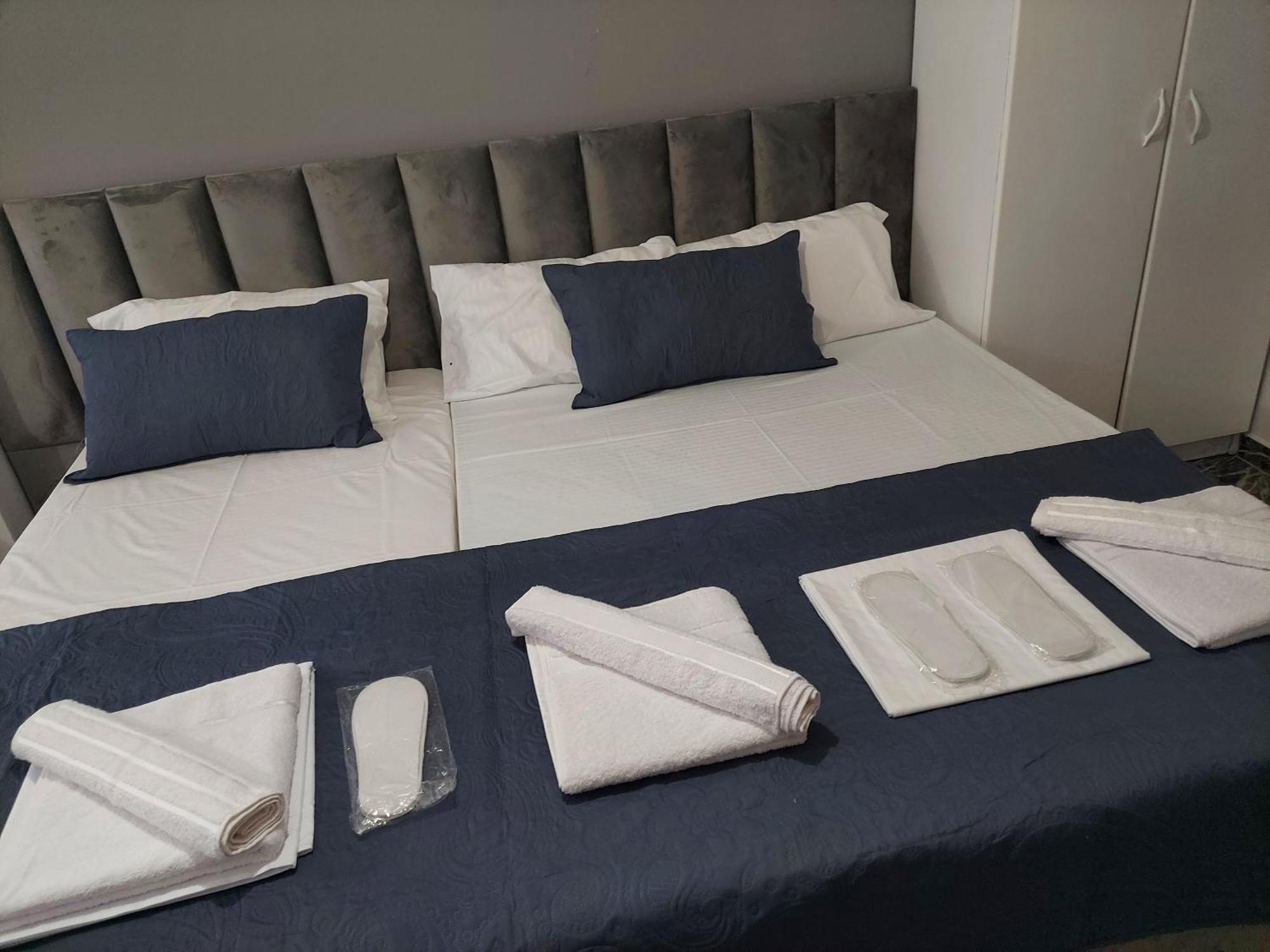 Hotel Fama Škalngur Exteriör bild