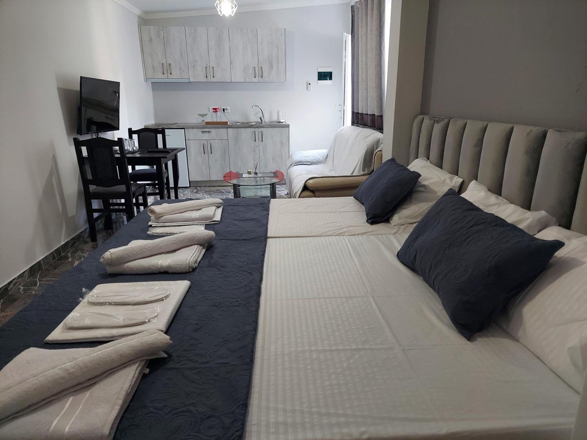 Hotel Fama Škalngur Exteriör bild