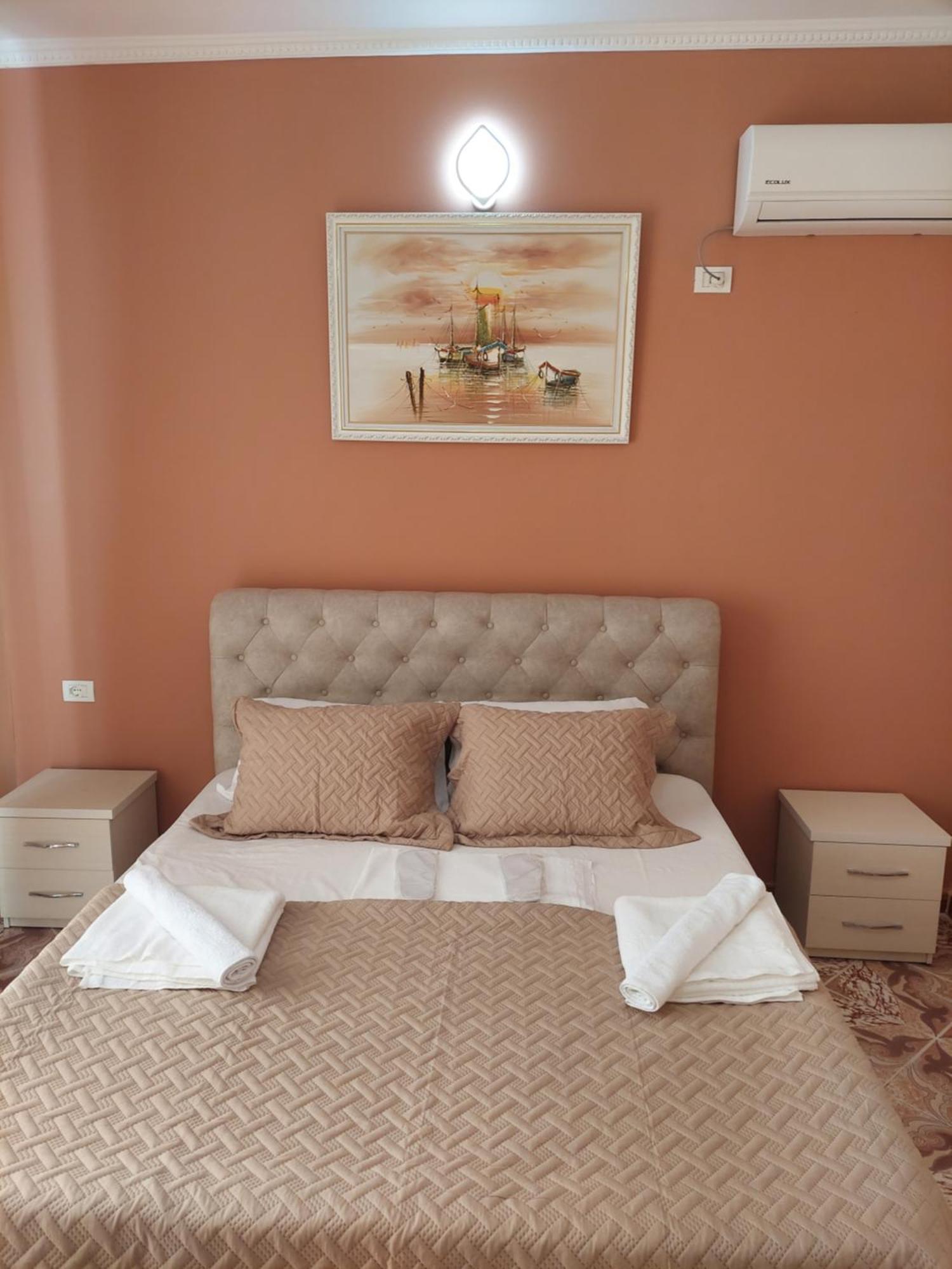 Hotel Fama Škalngur Exteriör bild