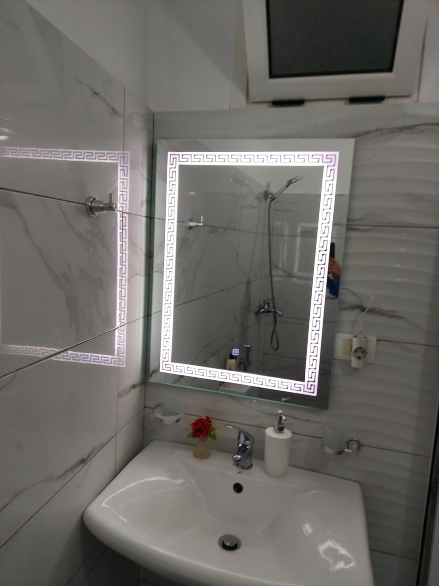 Hotel Fama Škalngur Exteriör bild