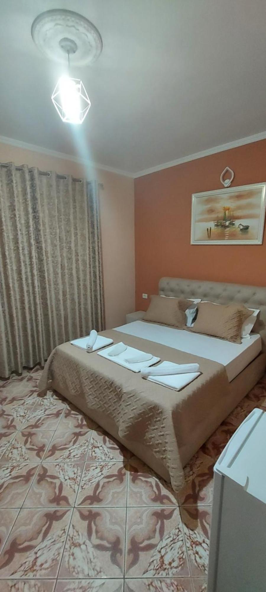 Hotel Fama Škalngur Exteriör bild